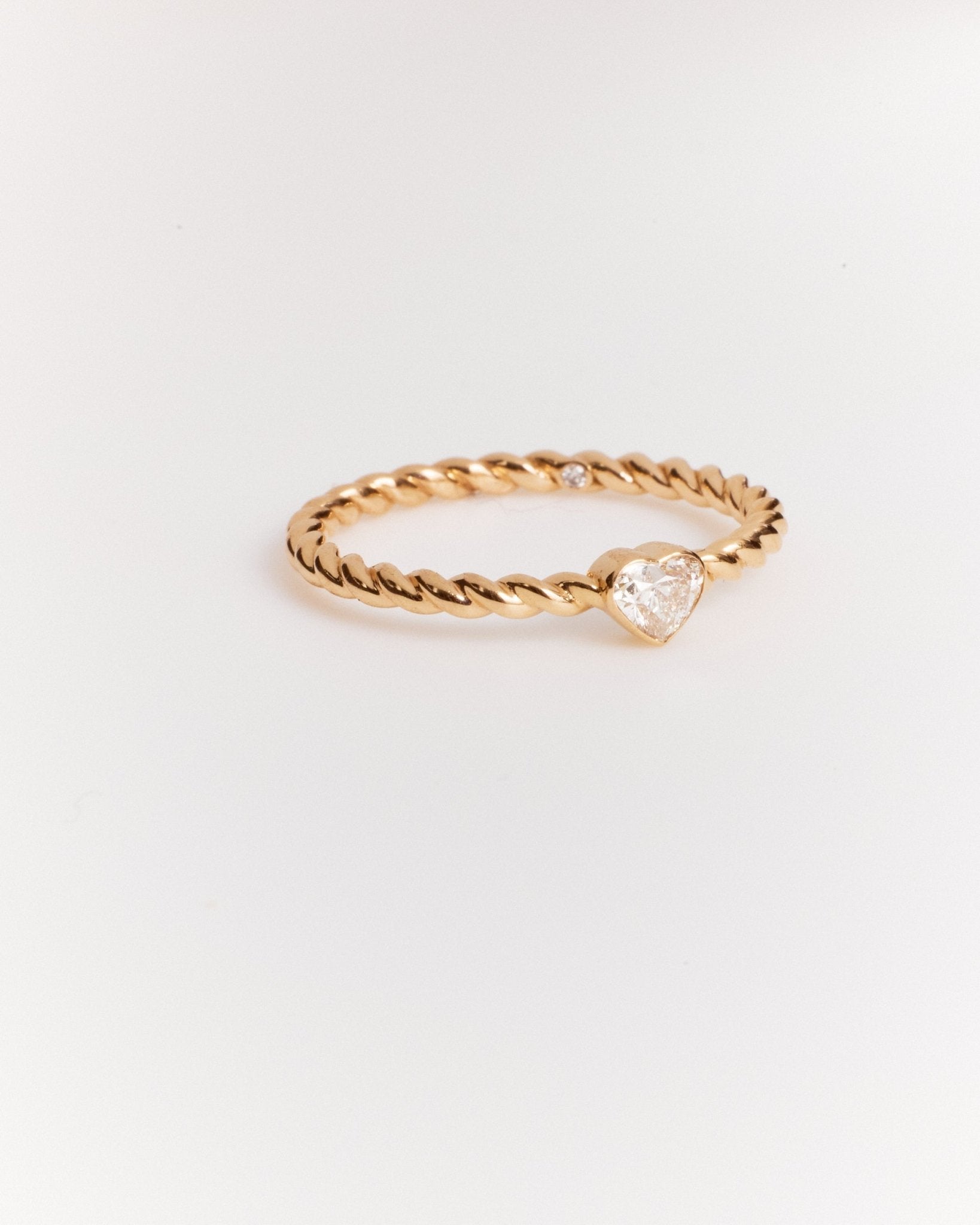 Twisted Rope Heart Ring (Lab Grown Diamond) - Lanore Fine Jewelry