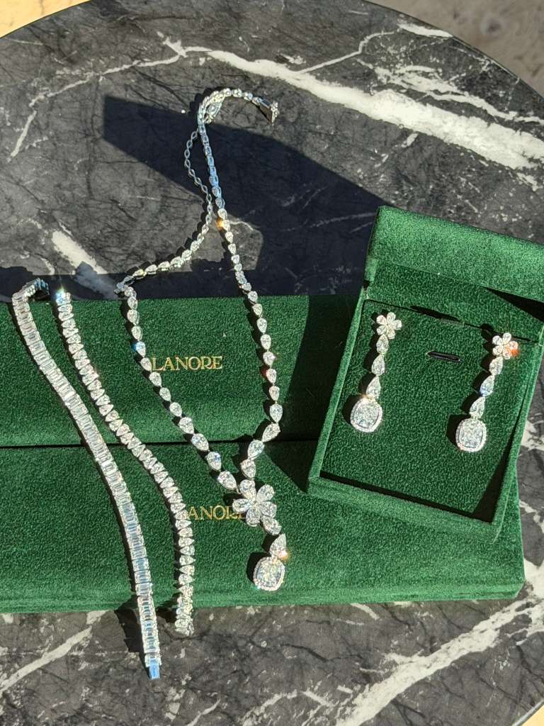 North/South Pear Cut LG Diamond Tennis Bracelet (11ctw)