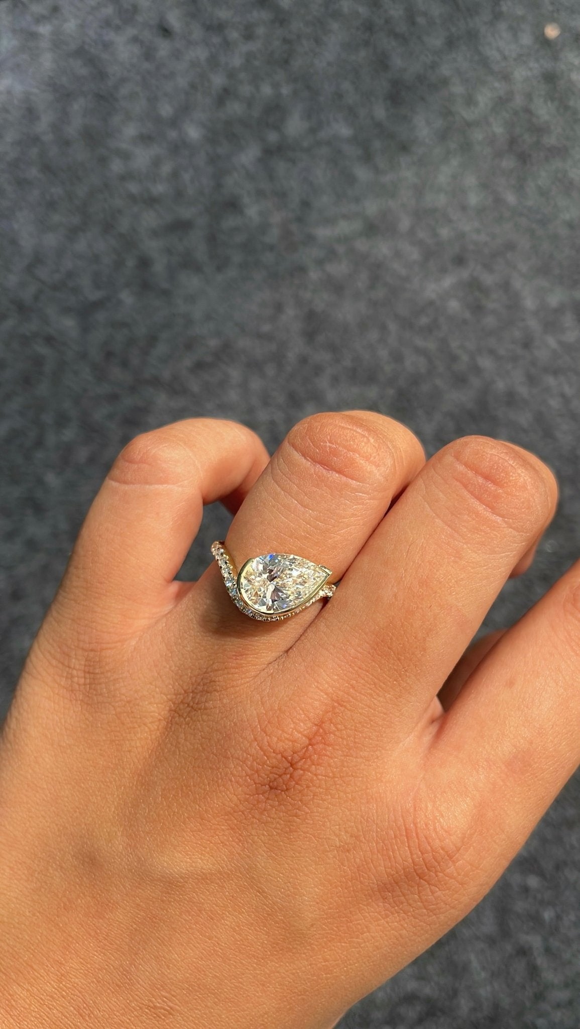 Pear Diamond Solitaire Ring, 3 ct