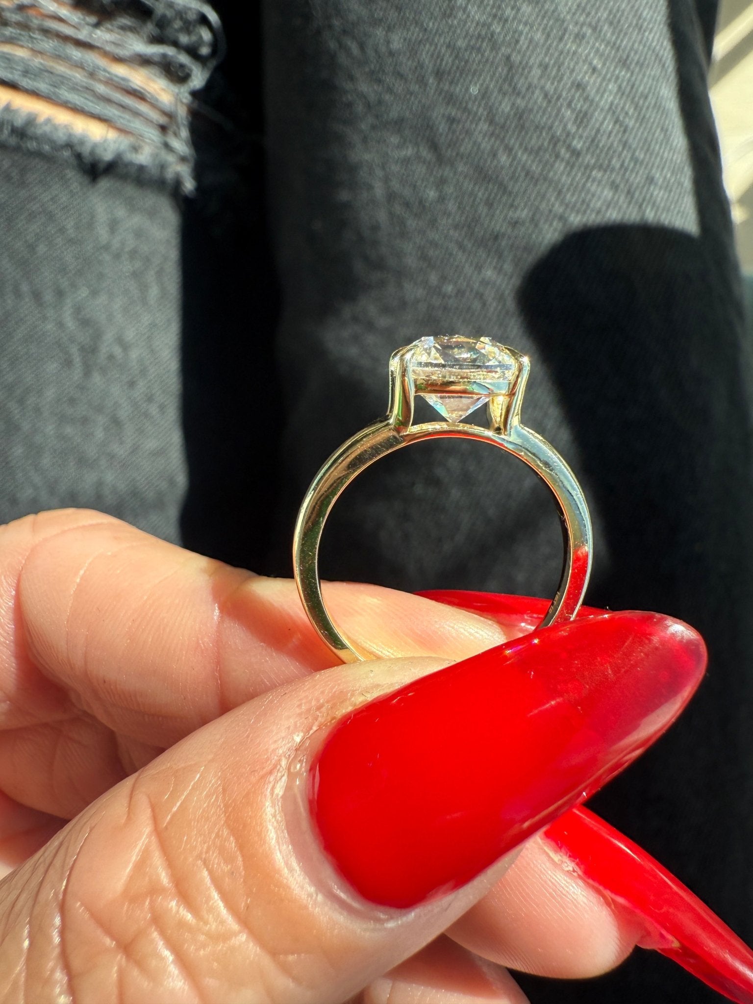 Manhattan Solitaire Engagement Ring - Lanore Fine Jewelry