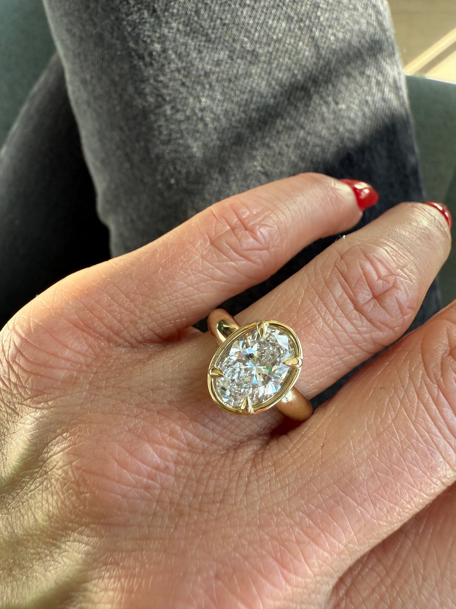 Oval Brilliant Barcelona Engagement Ring - Lanore Fine Jewelry