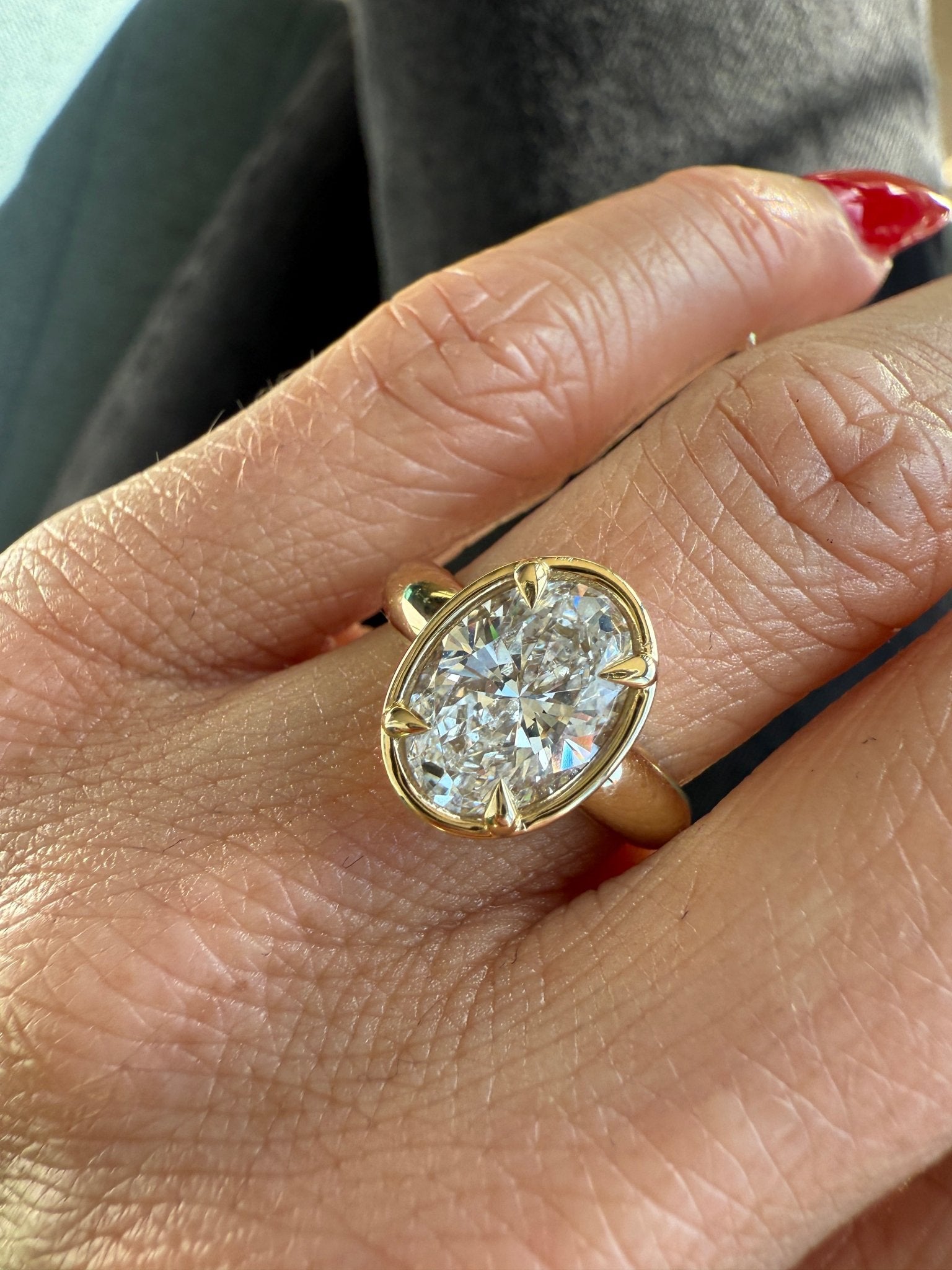 Oval Brilliant Barcelona Engagement Ring - Lanore Fine Jewelry