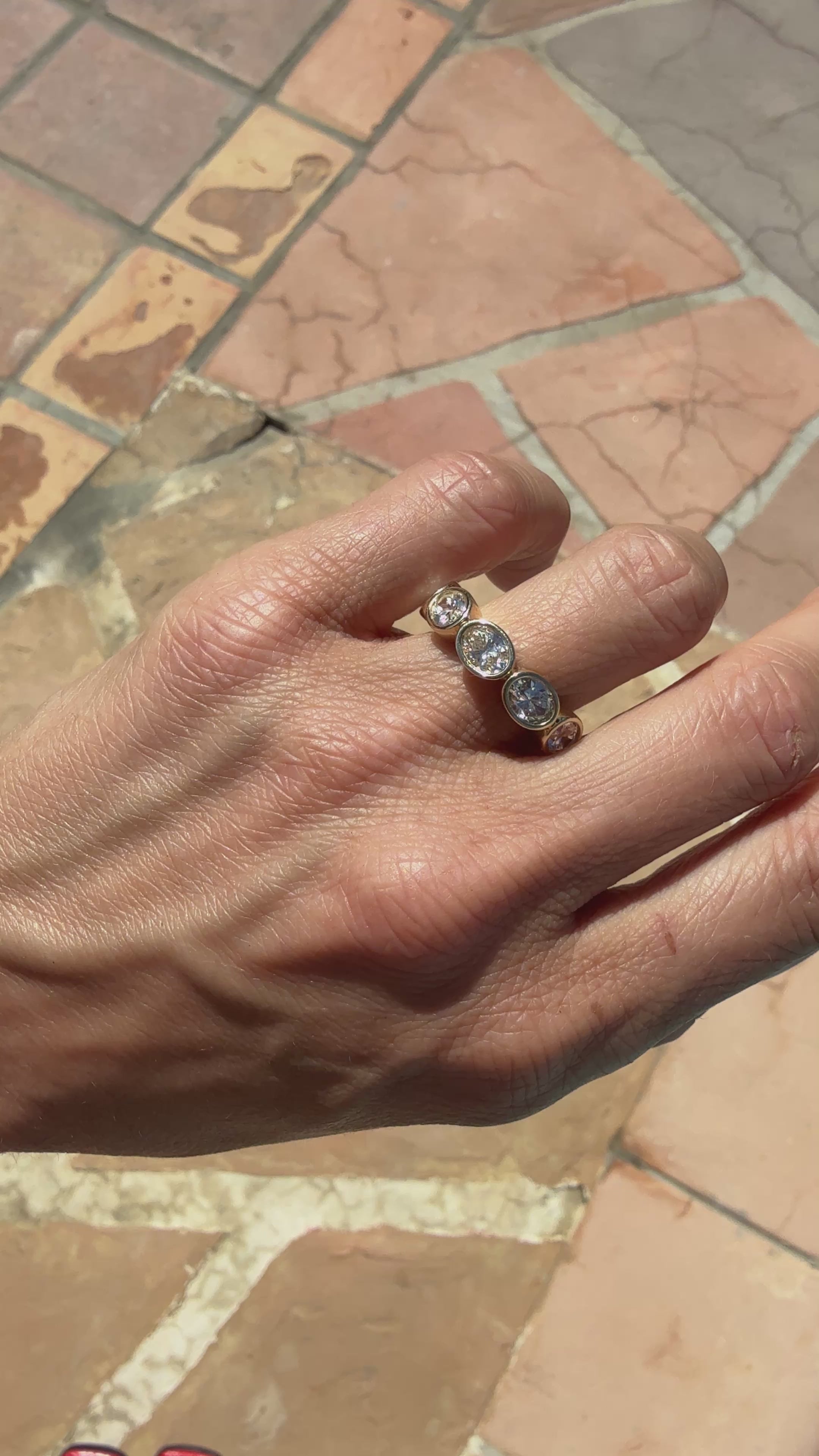 Mega Oval Bezel Band (Lab Grown)