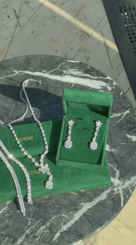 20ct LG Diamond Flower Statement Necklace